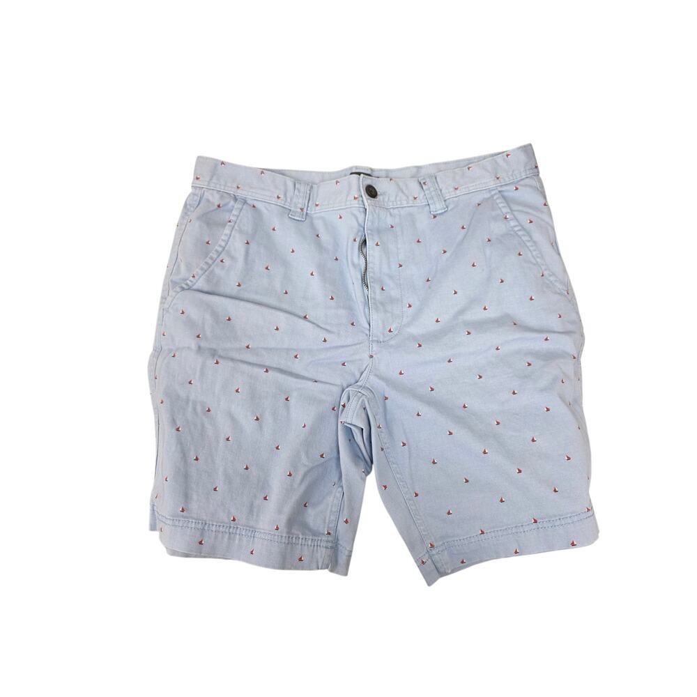 St. John's Bay Men's Light Blue Sailboat Print Comfort Stretch Shorts, Size 36